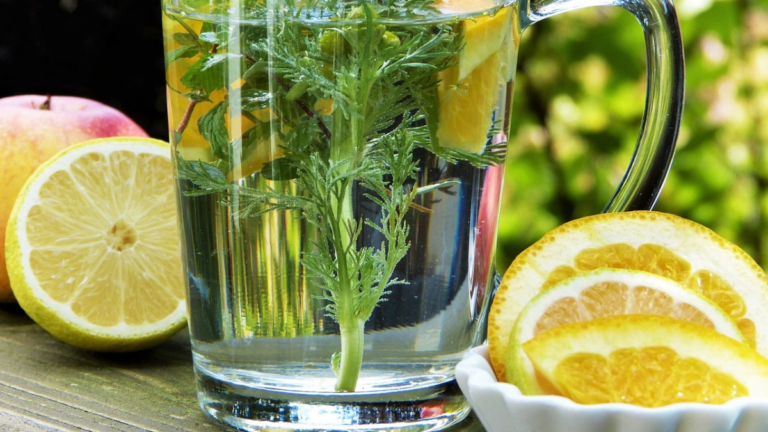 Découvrez Comment le Citron Peut Révolutionner Votre Santé et Épanouissement